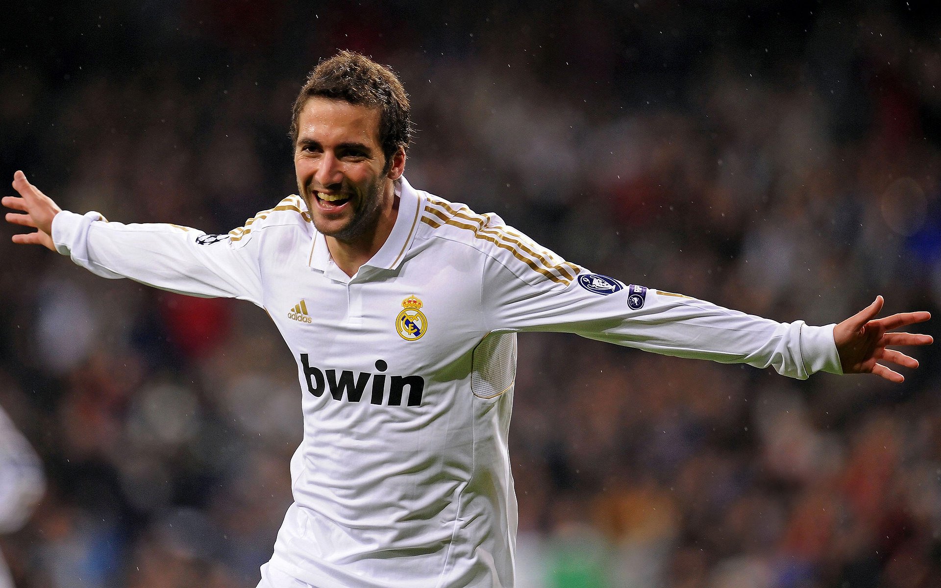 库尔图瓦，当沉默成为最响亮的宣言—欧冠半决赛之夜的唯一性证明