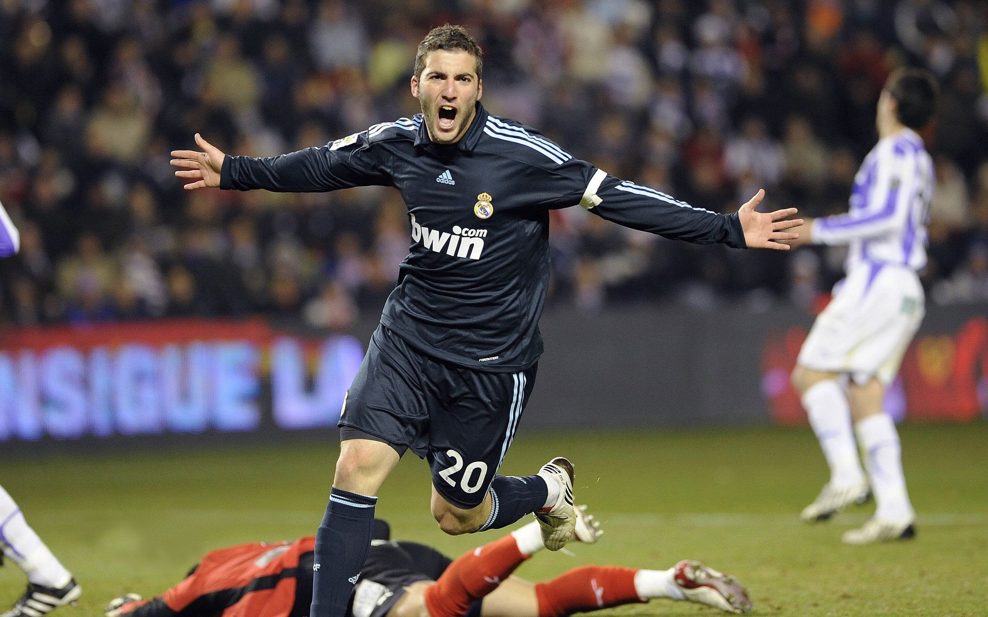 跨界传奇，当尤文铁血注入NBA总决赛—楚阿梅尼的统治之夜