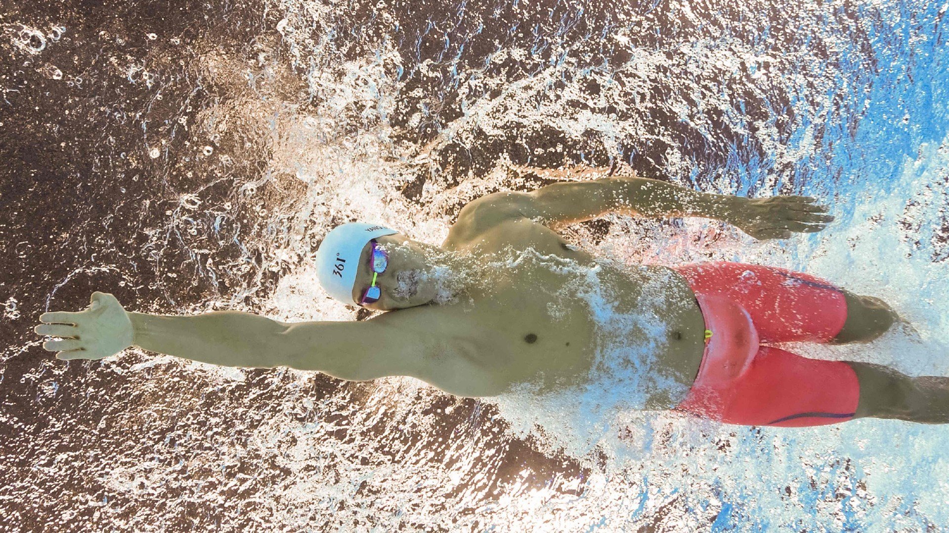 从墨尔本到都灵，辛纳的火焰如何点燃两个赛季的传奇